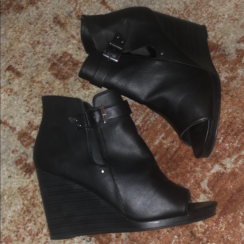 Zipped Peep Toe Wedge Bootie Torrid 12W